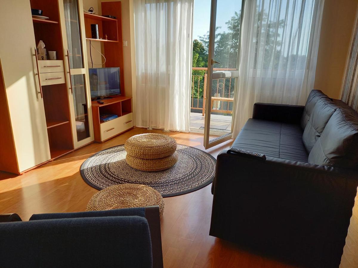 Elkap-Lak Apartment Hajduszoboszlo Ngoại thất bức ảnh