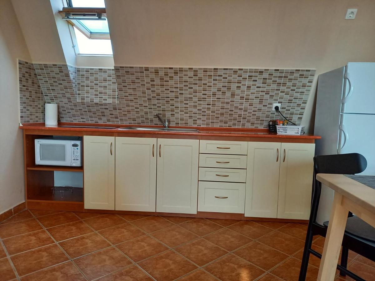 Elkap-Lak Apartment Hajduszoboszlo Ngoại thất bức ảnh